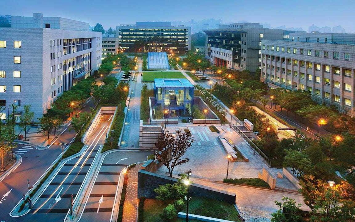 aSSIST University campus