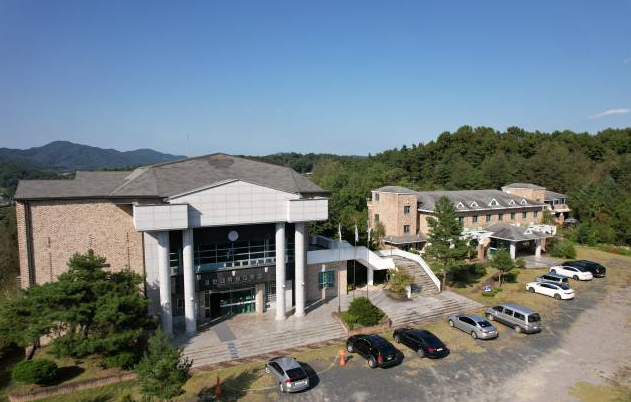 Gyeongan University