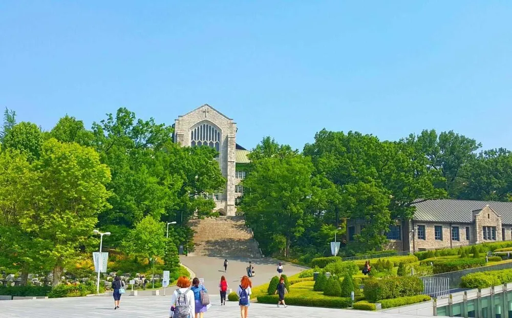 Ihwayeoja 1 University