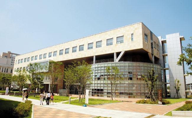 Arts College